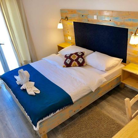Hotel Boho House à Pakoštane Extérieur photo